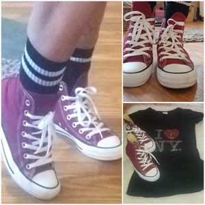 Converse tennis shoes